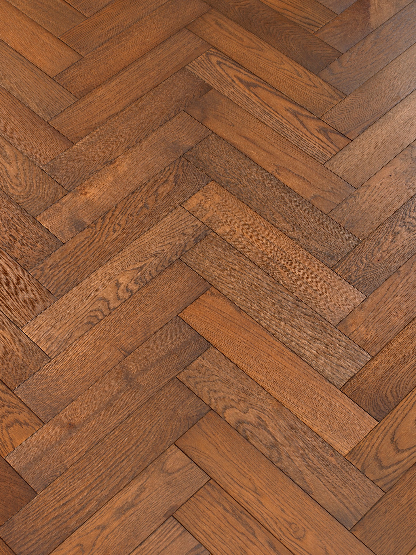 Henna Engineered Oak Herringbone