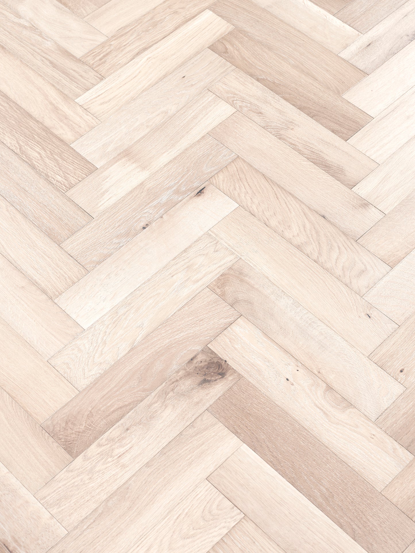 Scandi Engineered Oak Herringbone
