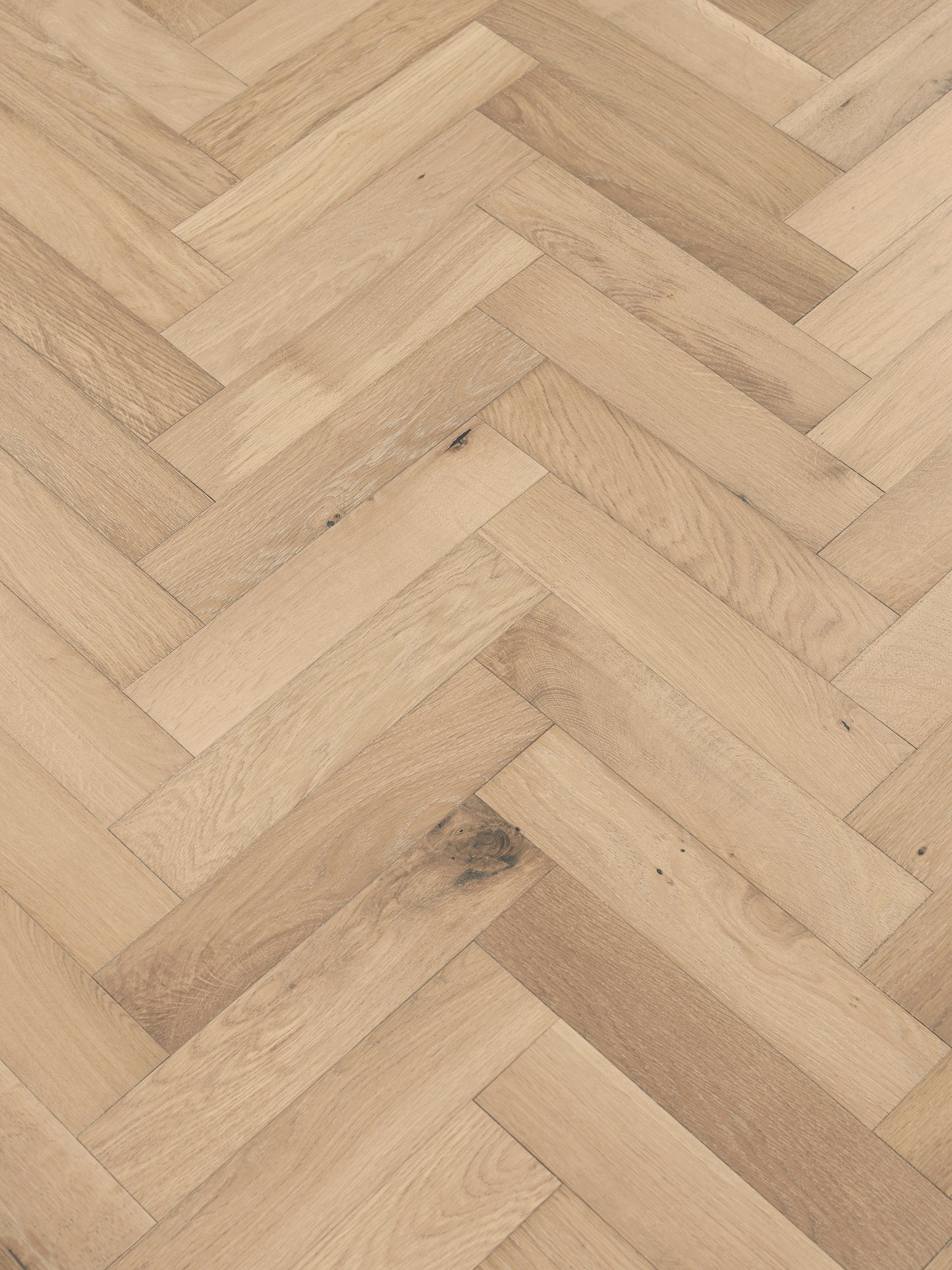 Haling Engineered Oak Herringbone