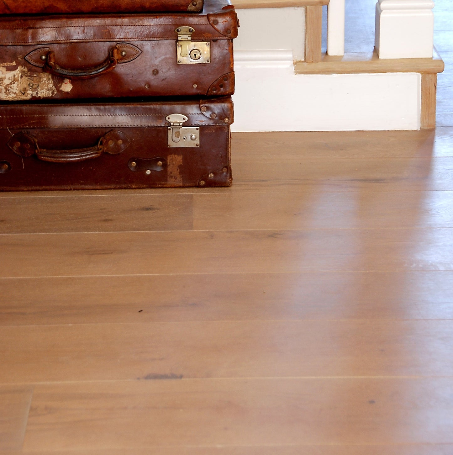 Hard Decor Natural Range of Engineered Oak Planks 