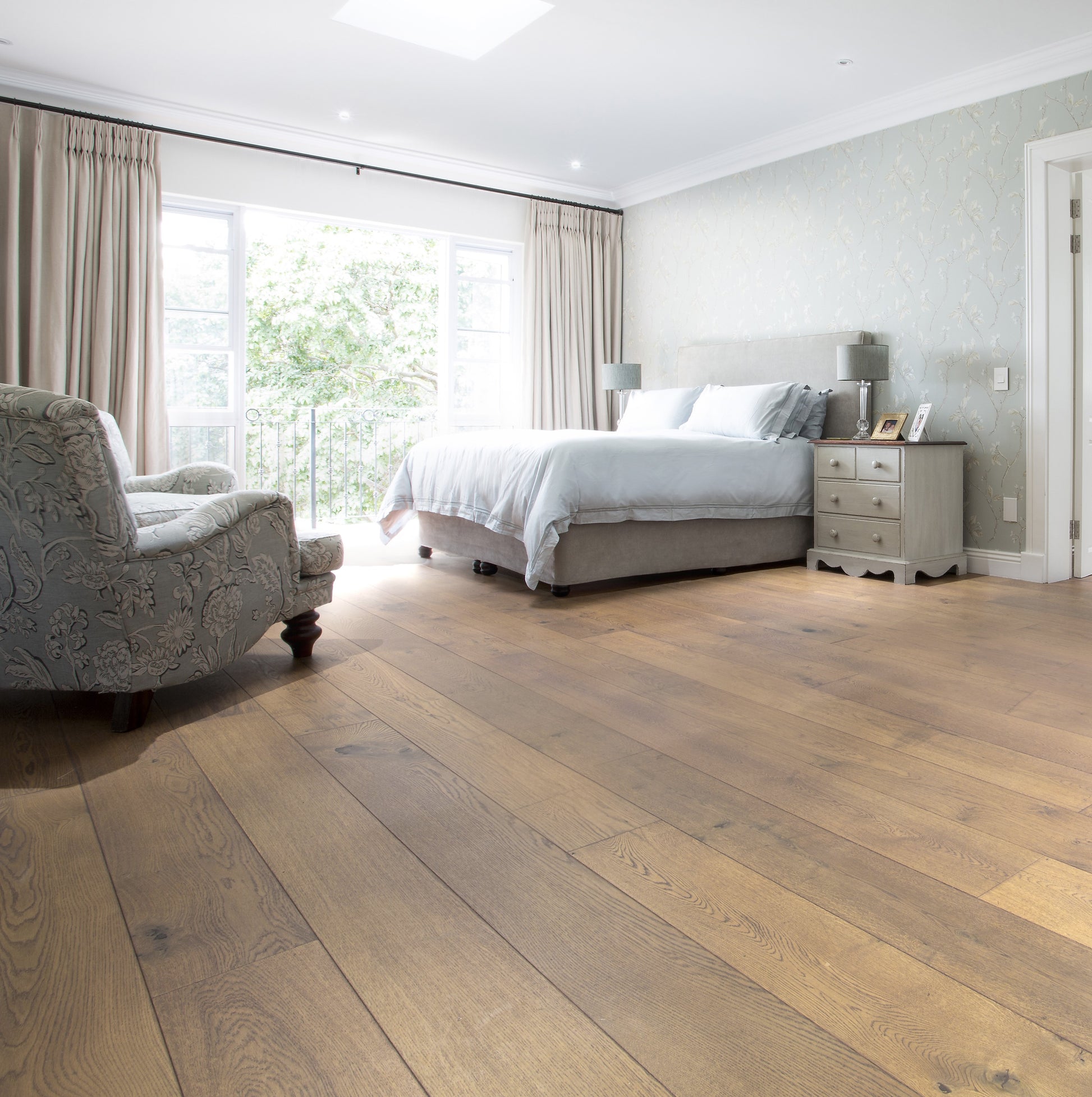 Purbeck Engineered Oak Flooring In classic wideplank and herringbone
