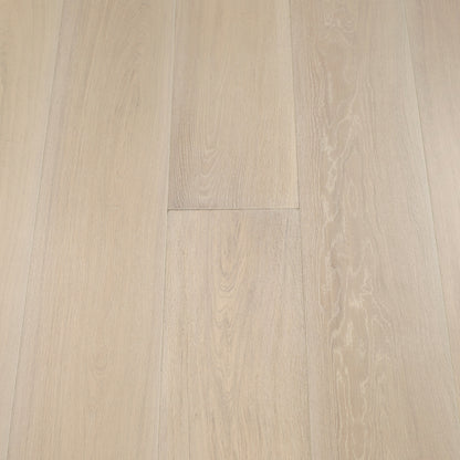 Pearlescent Engineered Oak