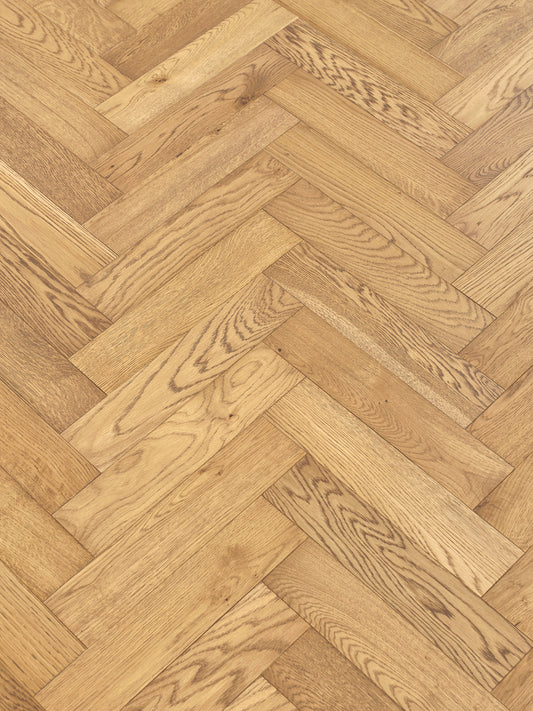 Natural Engineered Oak Herringbone